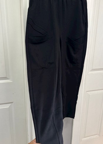 Siyah Rahat Kesim Kadın Kumaş Pantolon - Görsel 3