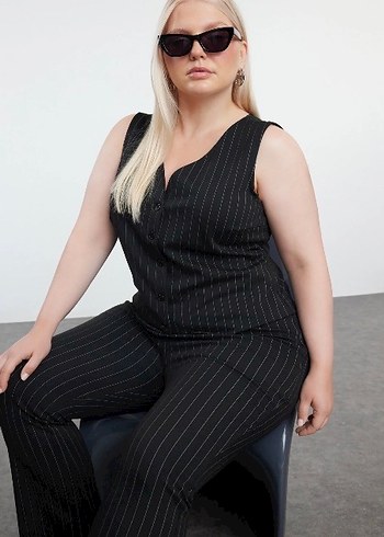 Düğmeli Siyah Çizgili Derili takım Kadın Yelek - Görsel 3