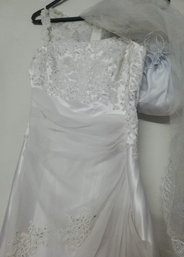 GELİNLİK ÇOK TEMİZ - Görsel 2