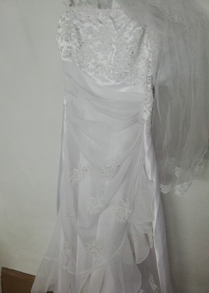 GELİNLİK ÇOK TEMİZ - Görsel 3