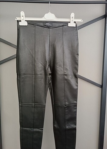Bershka suni deri kadın pantolon 
