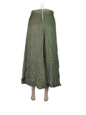 m Beden PreLoved Uzun Elbise %70 İndirimli.