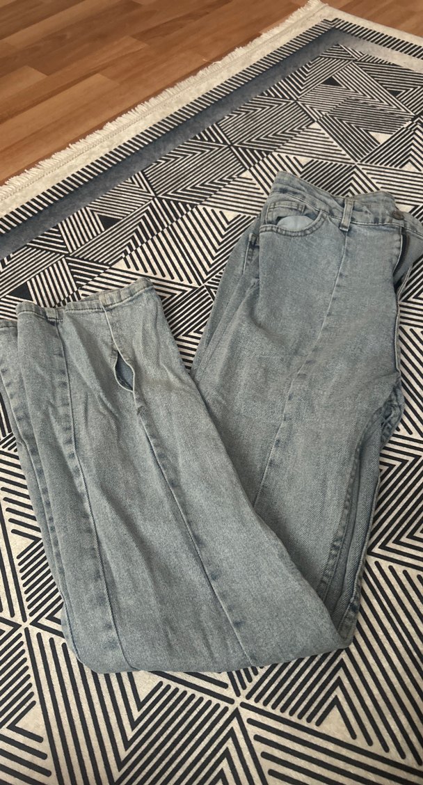 Gri Tie-Dye Yırtmaçlı Kadın Kot Pantolon - Görsel 3