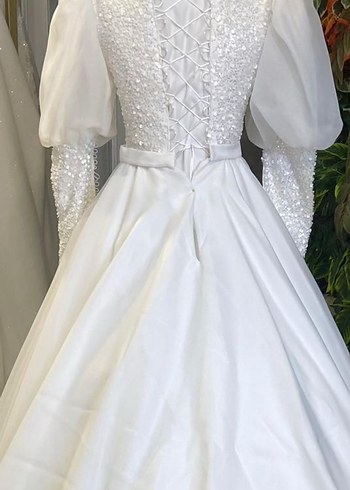 Uzun Kollu, Yüksek Yakalı Prenses Gelinlik - Görsel 2