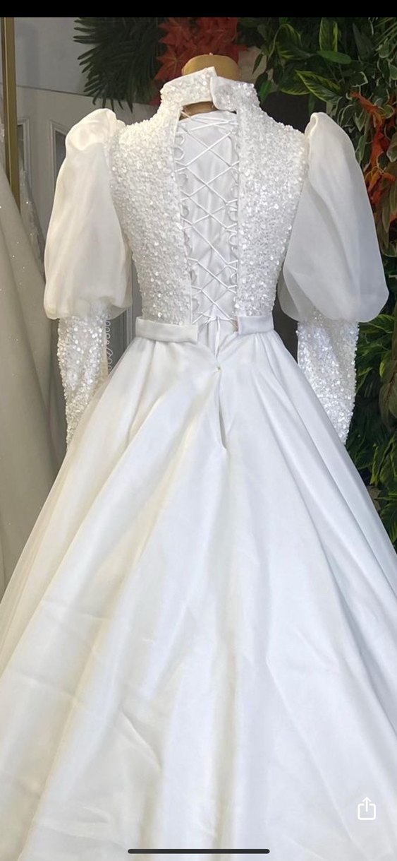 Uzun Kollu, Yüksek Yakalı Prenses Gelinlik - Görsel 2