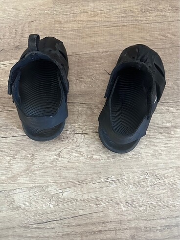 24 Beden lacivert Renk Nike sandalet