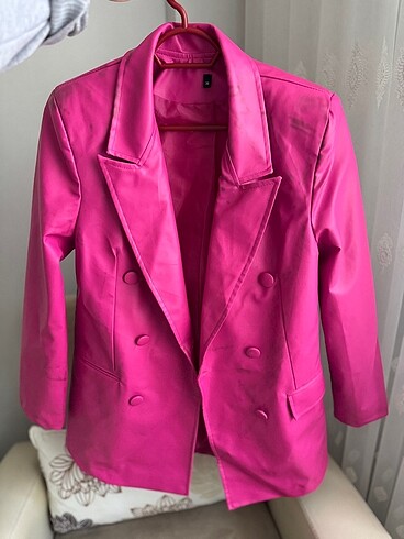 Pembe deri ceket