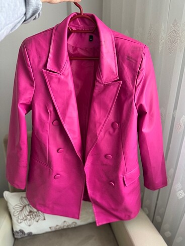 Trendyol & Milla Pembe deri ceket
