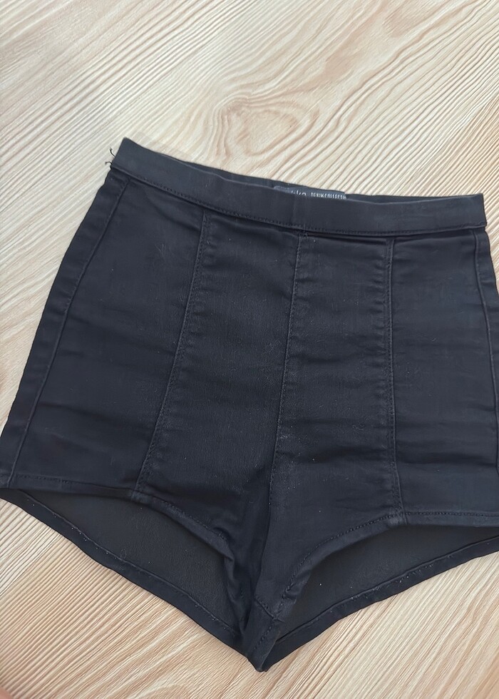 Bershka yüksel bel short - Görsel 2