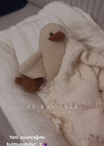 Bej Peluş Bebek Yatak Kenarı - Görsel 2