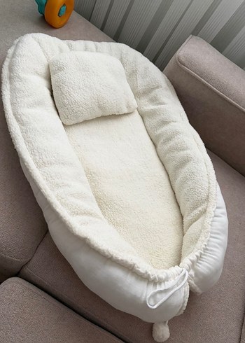 Bej Peluş Bebek Yatak Kenarı - Görsel 3