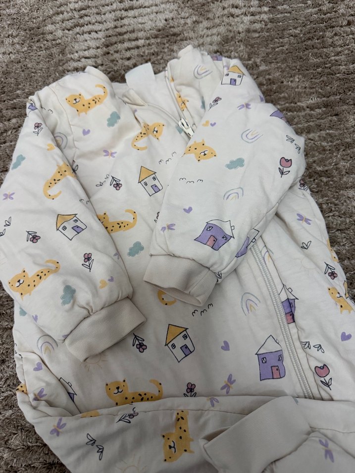 Beyaz Baskılı Fermuarlı Bebek Tulumu - Görsel 4