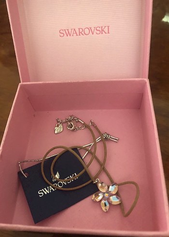 Swarovski Mini Altın Renkli Payetli Kolye - Görsel 4