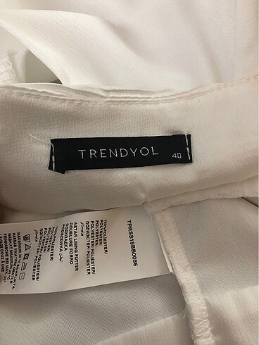 l Beden beyaz Renk Trendyol ????????