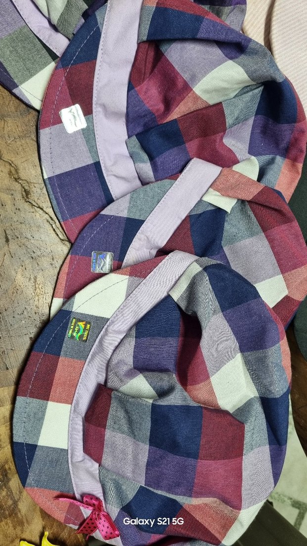 Renkli Bağcıklı Çocuk Şapkaları - Görsel 2