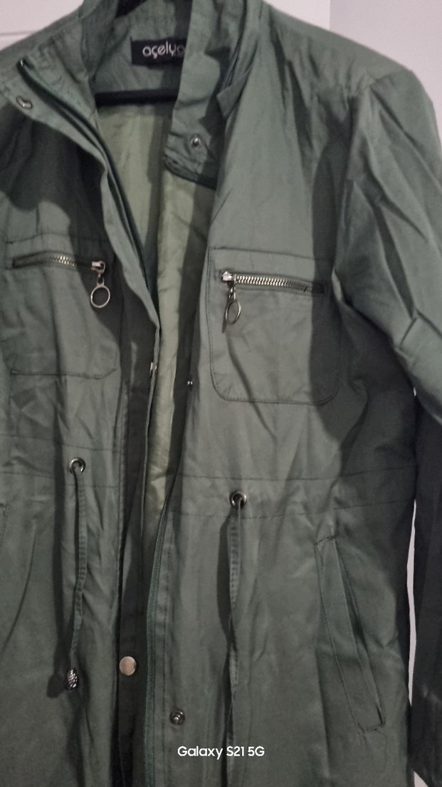 Düğmeli Bol Kesim Kadın haki renk trenç - Görsel 2