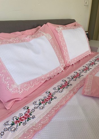 Nakışlı Pembe Yatak Örtüsü - Görsel 10