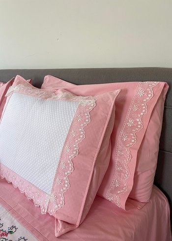 Nakışlı Pembe Yatak Örtüsü - Görsel 6