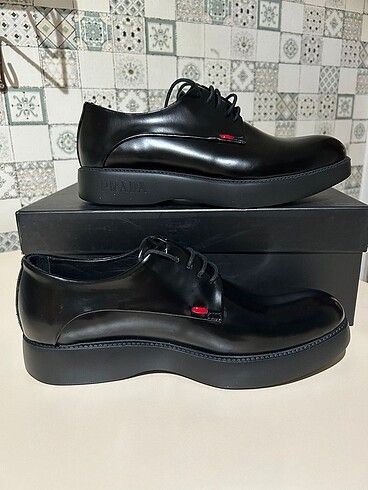 Prada ayakkabı