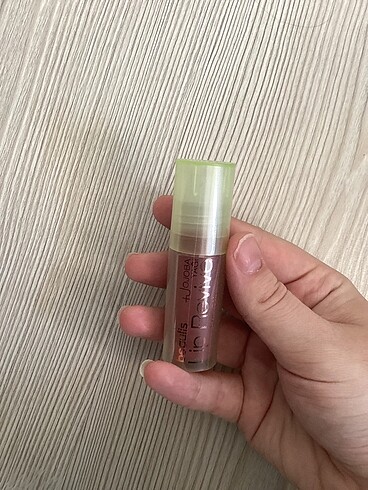Beaulis lip revive dudak yağı