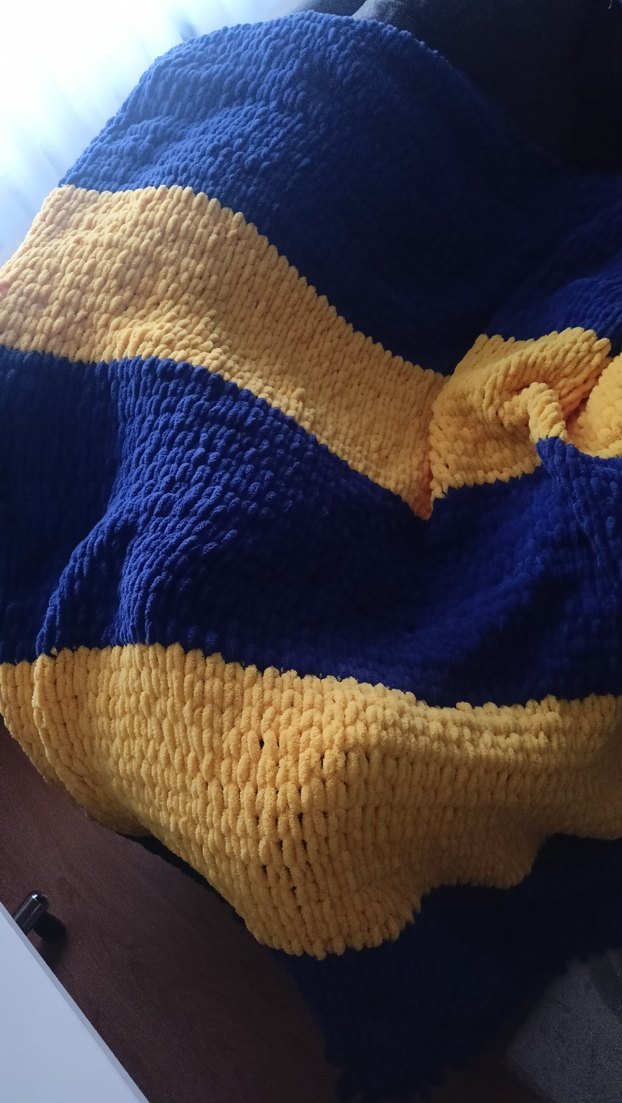 Nakışlı sarı ve mavi renkli battaniye - Görsel 3