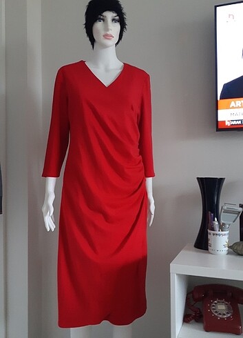 Kırmızı Kışlık Elbise V Yaka 