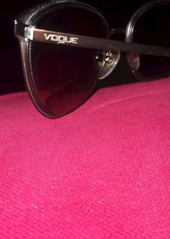 Orjinal Vogue Güneş Gözlüğü - Görsel 5