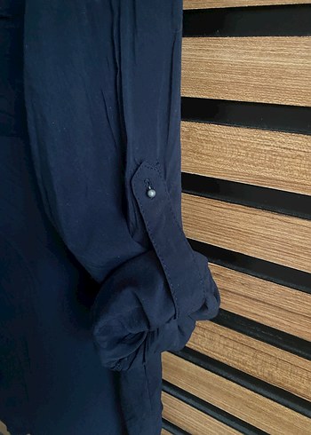 Siyah V Yaka Kadın Gömlek - Görsel 2