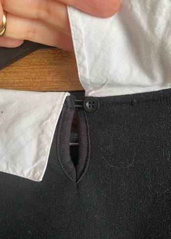  Yaka Detaylı Siyah Sweatshirt - Görsel 4