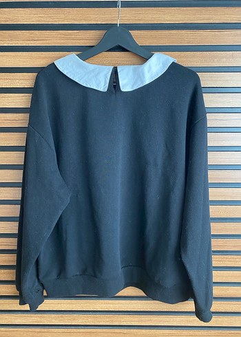  Yaka Detaylı Siyah Sweatshirt - Görsel 5