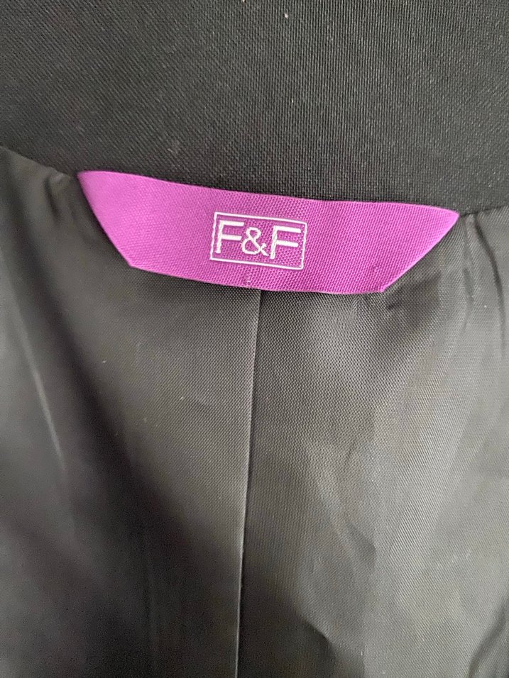 Düğmeli Siyah Kadın Yelek - Görsel 2