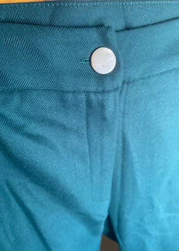 46 Beden yeşil Renk Zümrüt yeşili kumaş pantolon