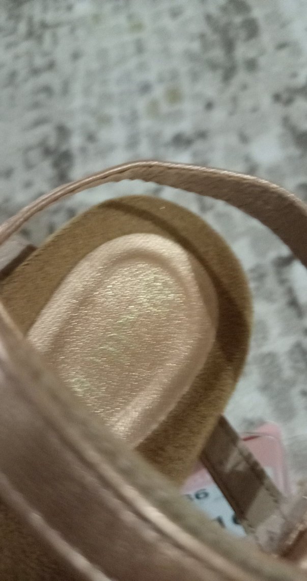 Bej Süet Dolgu Topuklu Kadın Sandalet - Görsel 5