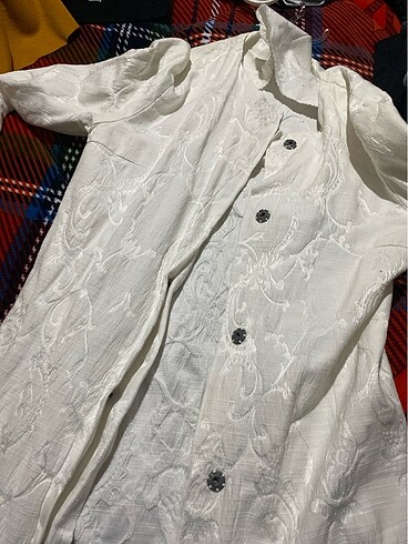 beyaz güpürlü ceket
