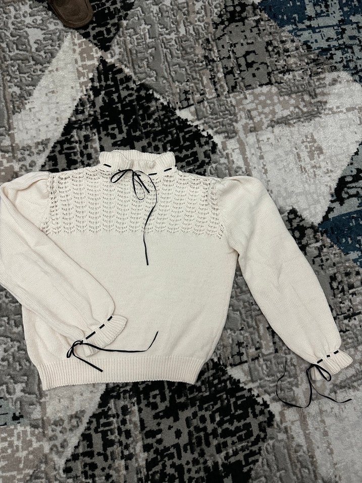 Kadın Beyaz Örgü Yüksek Yakalı Kazak - Görsel 3