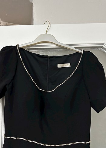 Siyah V Yaka Uzun Kadın Elbise - Görsel 4