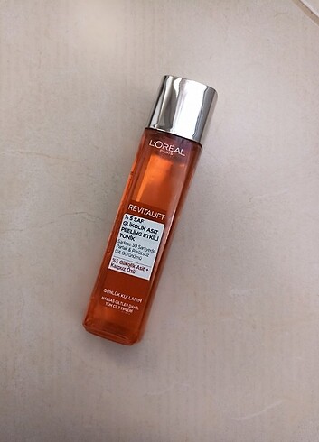L'Oréal Paris Revitalift tonik