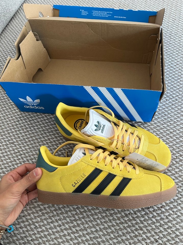 adidas Sarı Süet Kadın Sneaker etiketli - Görsel 5