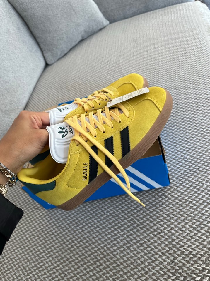 adidas Sarı Süet Kadın Sneaker etiketli - Görsel 3