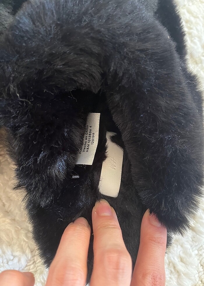 Yeni peluş H&M marka ev terliği - Görsel 4