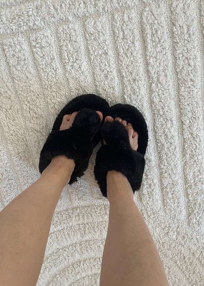 Yeni peluş H&M marka ev terliği - Görsel 2