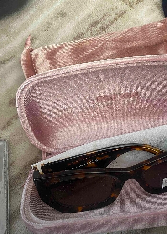 Original miumiu güneş gözlüğü - Görsel 3