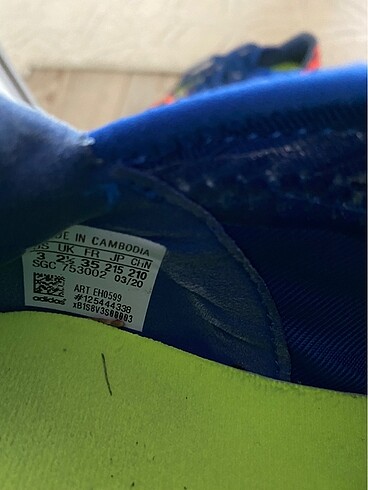 35 Beden çeşitli Renk Adidas krampon