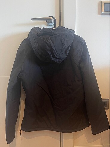 Pull and Bear Pull&Bear kanguru cepli Mont