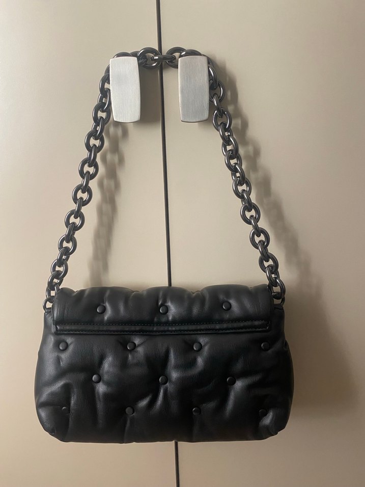 Zincir Detaylı Siyah Deri Kadın Çanta - Görsel 2