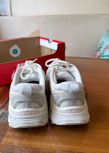 36 Beden beyaz Renk Nike air max blıss lx