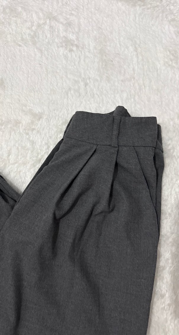 Gri Kadın Rahat Kesim Kumaş Pantolon - Görsel 2