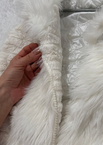 Beyaz Kürklü Bohem Kadın Yelek - Görsel 4