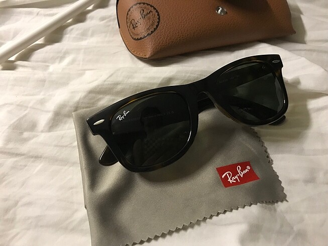 Ray ban güneş gözlüğü