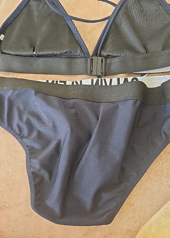 Calvin Klein Siyah Baskılı Mini Bikini - Görsel 6